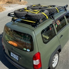 トヨタ プロボックス 1.5F ナルディステアリング　リフトアップ　新品タイヤ　車中泊　キャンプ　パワーウインドウ　スタッドレス付きの画像