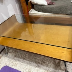 【1/23までのお引取り】ガラステーブルの画像