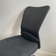 オフィスチェア　回転　メッシュ　昇降式　腰当て付き　の画像