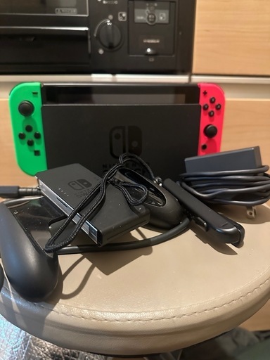 今日受け取り出来る方 Nintendo　Switch スプラトゥーンモデル 本体 ドッグ Joy-Con