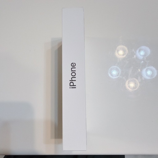 新品 Apple iPhone 16e 128GB ブラック