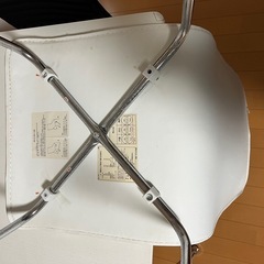 2人用ダイニングテーブルセットの画像