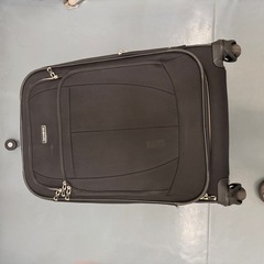 サムソナイト・スーツケースの画像