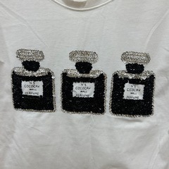 ビジュートップスの画像