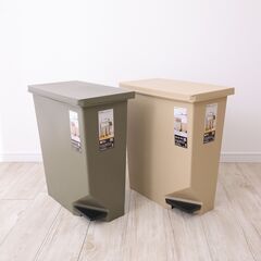 新品未使用 ２色２個セット TONBO 35L ペダル式ゴミ箱  (カーキ系) の画像
