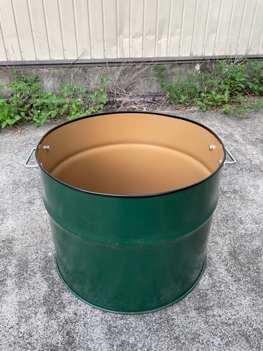 ドラム缶 プランター 半切り 持ち手付き (松岡知也) 伊野のその他の