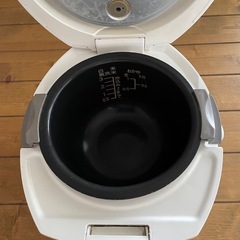 【受付終了】3合ジャー炊飯器☆中古品☆の画像