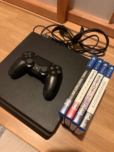 ※近隣市配達可能※PS4(CUH-2100B)本体＋ソフト4本セット