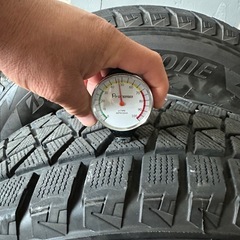 ☆150系　ランドクルーザープラド後期TX スタッドレスタイヤ付き純正ホイール 4本☆の画像