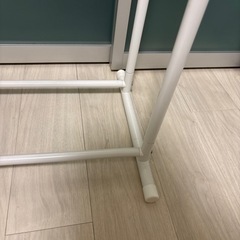 押入れ用ハンガーラックの画像