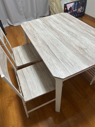 値段交渉可能】【早く引き取って頂ける方優先します】4人用ダイニング