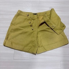 ショートパンツ　黄色　Mの画像