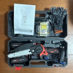 チェーンソー⭐️充電式 造園会社監修 高効率ブラシレスモーター バッテリー2個付の画像