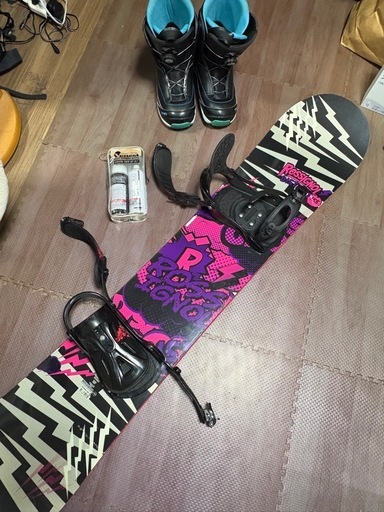 スノボセット (りんた) 野町のスノーボードの中古あげます・譲ります