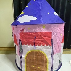 子供用お城の部屋の画像