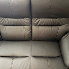 極美品　合成皮革3人掛けソファの画像
