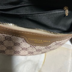 CAHRES & HEKA ショルダーバッグ コインケース付きの画像