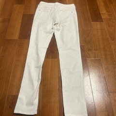美品　白ズボン　サイズMの画像