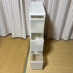 キャスター付き収納ケースの画像