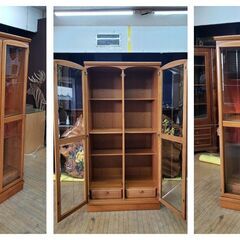 a21　美品　タケトミ　家具 照明付き　書棚 キャビネットの画像