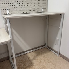 パソコンデスク　ニトリの画像