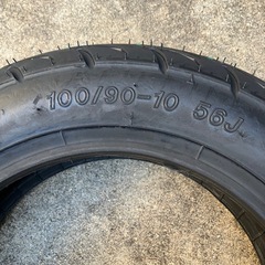10インチ　新品　バイク　タイヤ　100/90-10の画像
