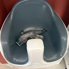 ベビーチェア、バンボ、ジャンバーセットの画像