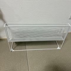 絵本ラックの画像