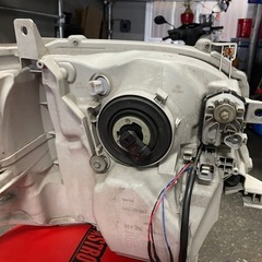 ハイエース4型後期　純正ヘッドライト　（左）の画像