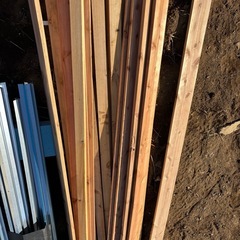サイディング、材木、廃材「明日までの画像