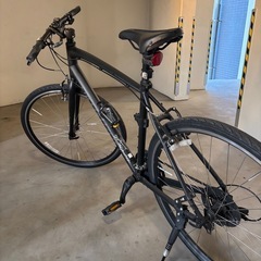 Specialized クロスバイク黒色保管状態良好の画像