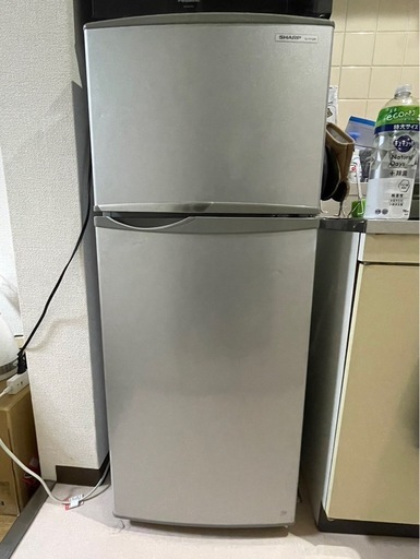 【値下げしました】SHARP製2ドア冷蔵庫　SJ-H12W-S
