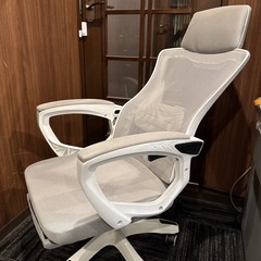 ゲーミングチェアの画像