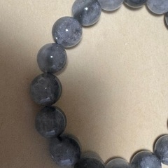 グレーラビットヘアブレスレットの画像