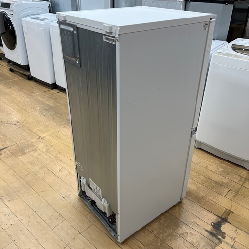 SHARP シャープ ノンフロン冷凍冷蔵庫 SJ-15E8-KW 2021年製 定格内容積152L 2ドア ホワイト 冷蔵庫 のご紹介