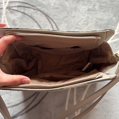 バック(ベージュ)の画像