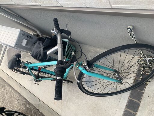 自転車お譲りいたします。みに来てもらってからでも大丈夫です。現金取引も可能。