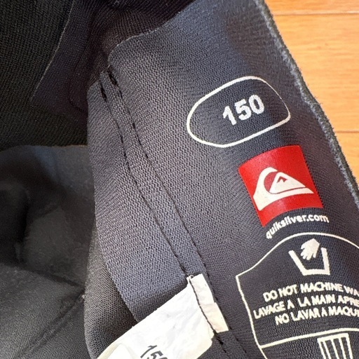 美品‼️キッズ　クイックシルバーウエットスーツ