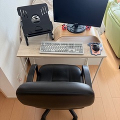 【お譲り先
決定】パソコンデスク　　の画像