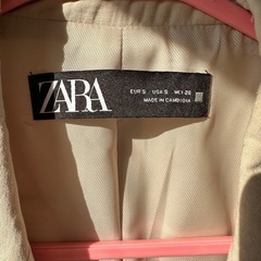 ZARA ジャケットの画像