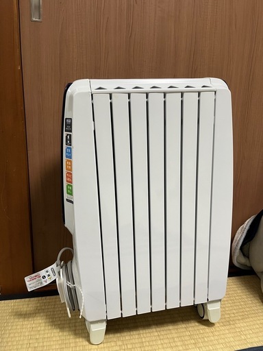 デロンギオイルヒーター 3000円 (いたさん) 安芸矢口の季節、空調家電