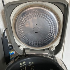 【無料】ナショナル製IH炊飯ジャー 巻き取りコード付の画像