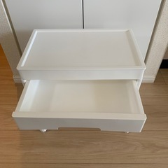 ニトリ　
ふた付きワゴンの画像