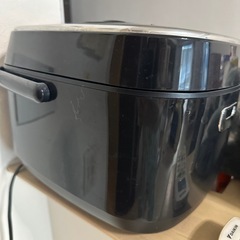 炊飯器の画像
