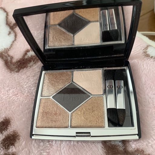 Dior化粧品交渉中