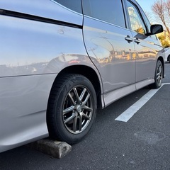 ボクシー90系用　スタッドレスタイヤの画像