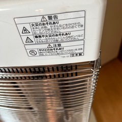 コロナ製遠赤外線ストーブ（型式名CH-124Rの画像