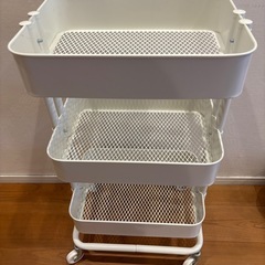 IKEA ワゴン　ロースコグの画像