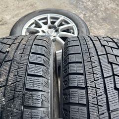 イボ付24年★超バリ山■ヨコハマ アイスガードIG60 SJ8 215/60R16 16インチ　6.5J +48 5x114.3 CX-3 オデッセイ　エスティマ　ティアナ　ヴェセル　wr-v クラウン　カムリ　ヤリスクロス　ヴォクシー　ノア 等に　スタッドレス　　スタッドレスタイヤの画像