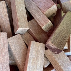 タンブリングタワーの画像